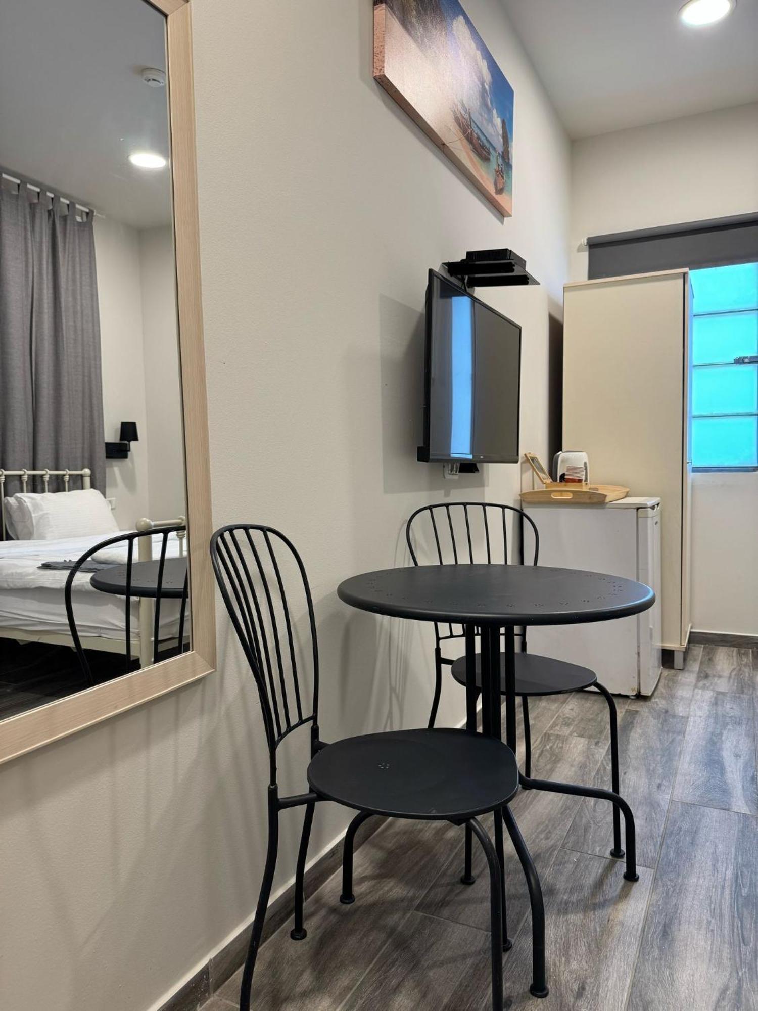 City Stay Tiberias Buitenkant foto
